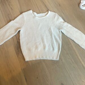 Women’s Gap sweater